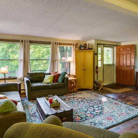 Great Valley Home With On-Site Pond, 7 Mi To Skiing! ภายนอก รูปภาพ
